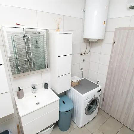 House Sea And River Kruševo