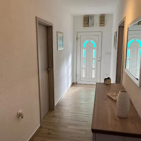 House Sea And River Hébergement de vacances *