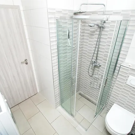 House Sea And River Kruševo